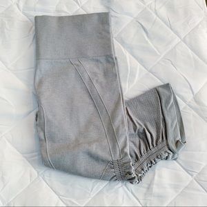 Lululemon cropped leggings